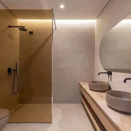Hotel Beyond A Luxury Boutique Dhërmi