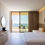 Hotell Beyond A Luxury Boutique *