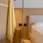 Beyond A Luxury Boutique Hotell *