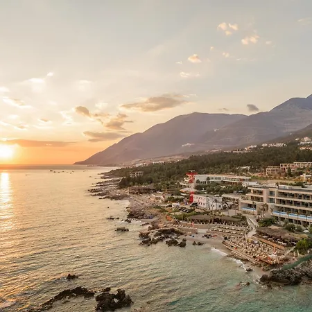 Beyond A Luxury Boutique Hotell *