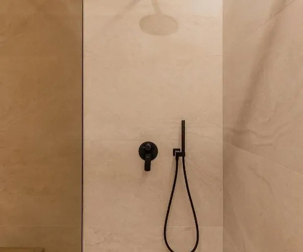 فندق Beyond A Luxury Boutique ديرمي